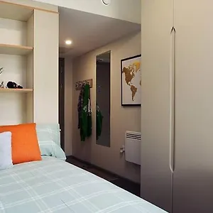 Liv Apartment